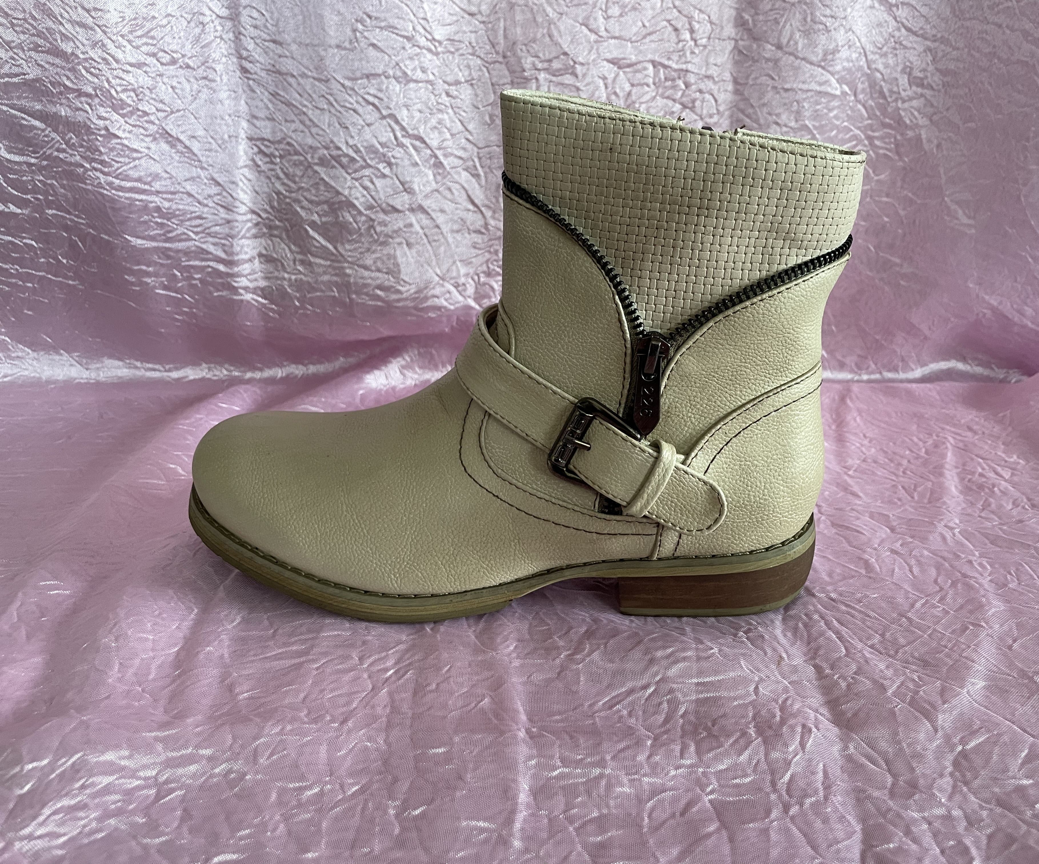 Botas Newton CHATTAWAK