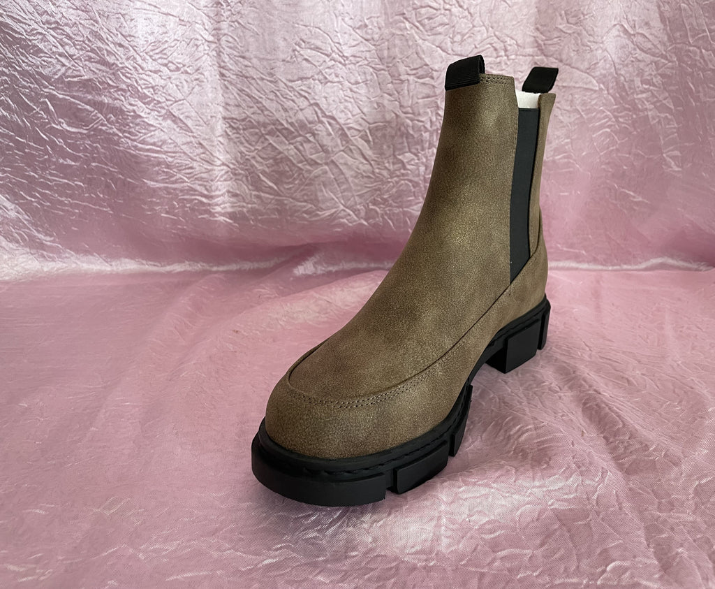 Botins Morela CHATTAWAK